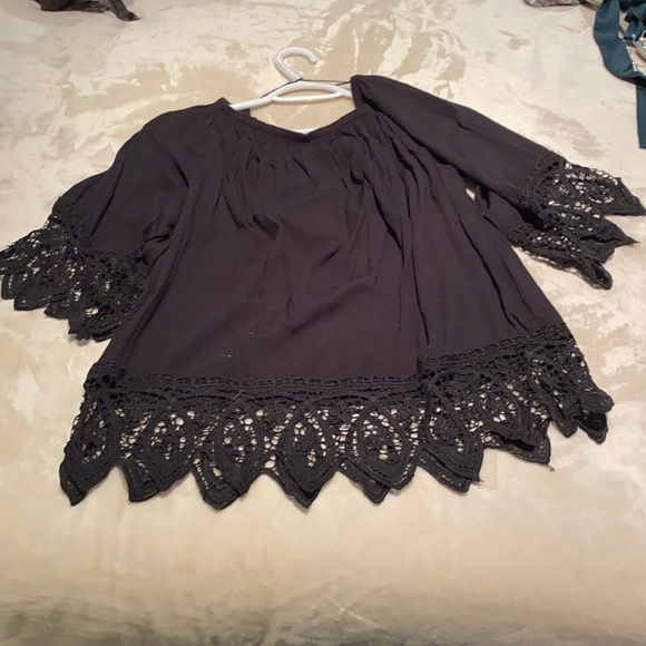 Off shoulder blouse - Picture 1 of 4